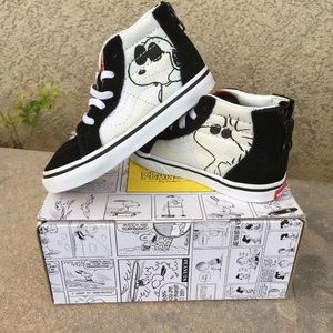 ❌SOLD❌ Boy’s Snoopy Vans